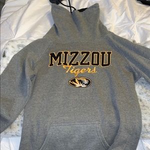 NWT MIZZOU SWEATSHIRT